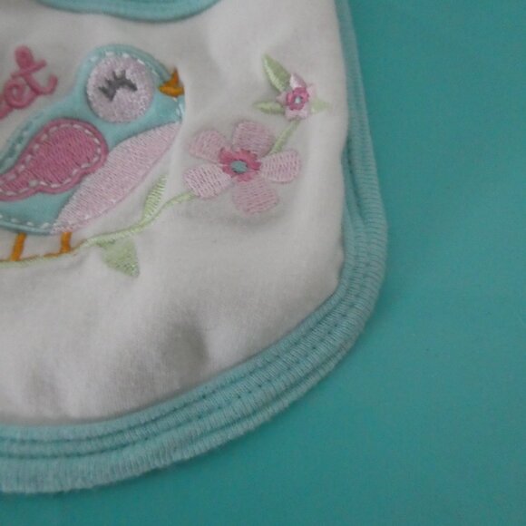 Unbranded | OS One Size | Embroidered Bird Baby Bib - Picture 7 of 13